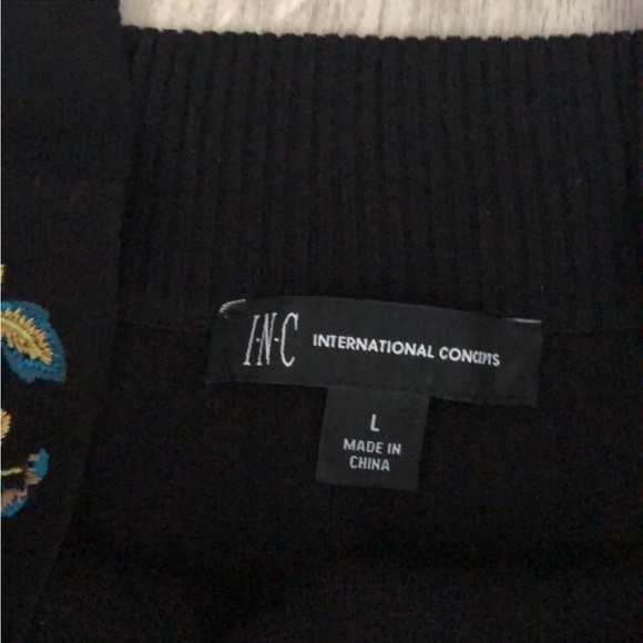 INC BEAUTIFUL BLACK EMBROIDERY TOP COLD SHOULDER BELL SLEEVES - Picture 4 of 6